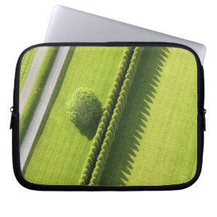 Hedge in The Hamptons Laptop Sleeve