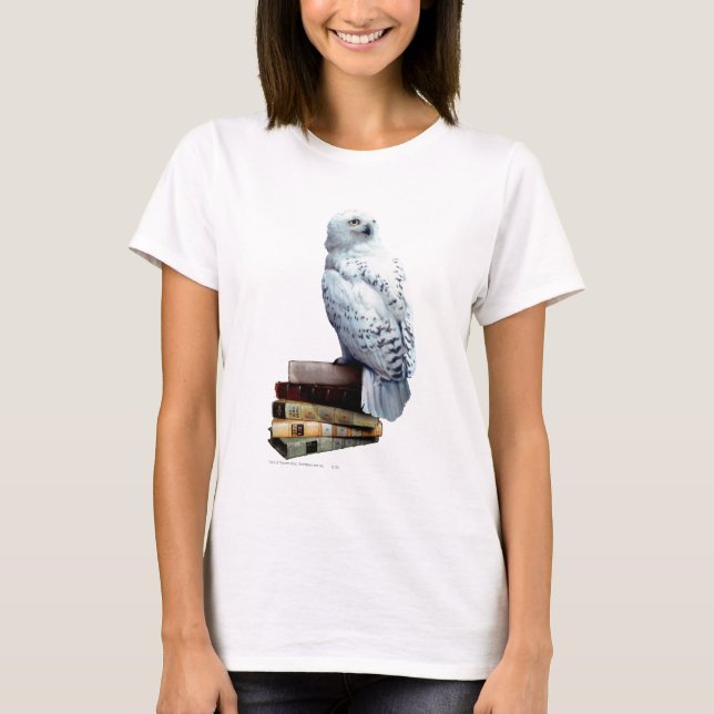 Hedwig on books T-Shirt (Front)
