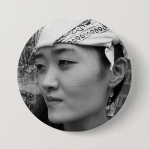 HEENA SHIM "K-POP" BUTTON PIN