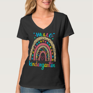 Hello Kindergarten Retro Rainbow Heart For Teacher T-Shirt