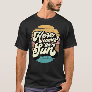 Here Comes Sun Vintage Sunset Hawaii Beach Summer T-Shirt