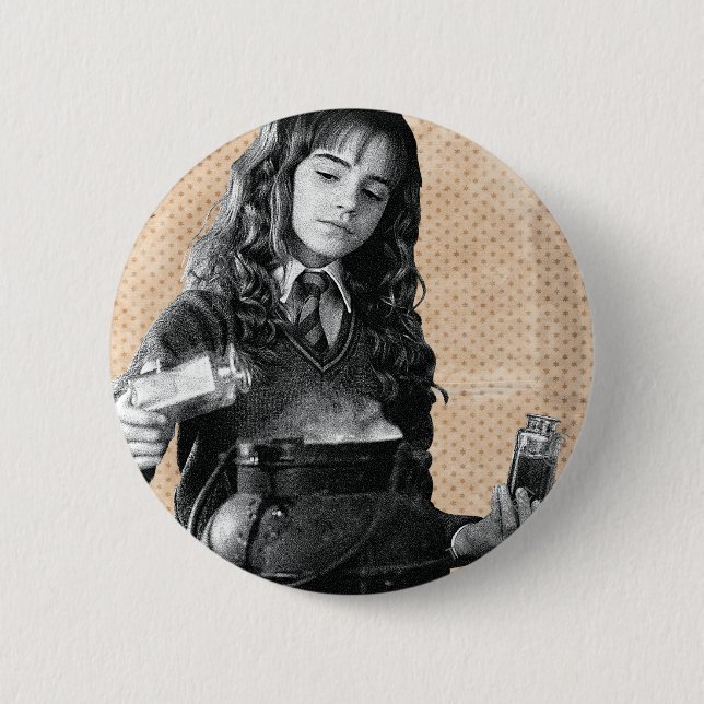 Hermione 7 6 cm round badge (Front)