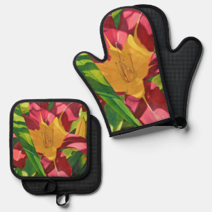 Hidden Tiger Floral Collection Pot Holder Oven Mitt & Pot Holder Set