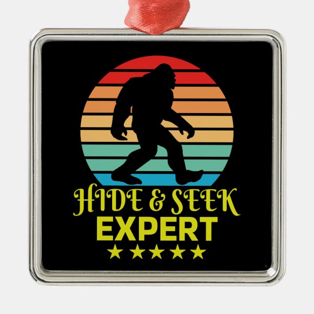 Hide And Seek Expert Bigfoot Funny Metal Tree Decoration (Front)