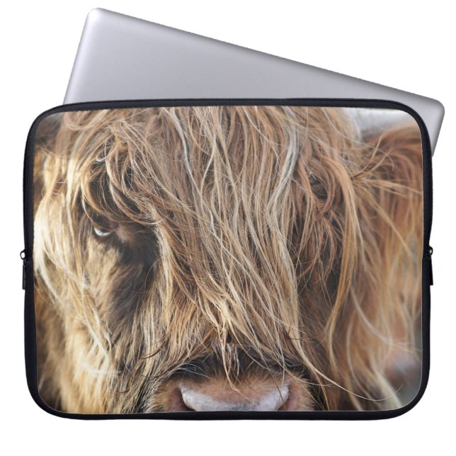 HIGHLAND CATTLE COW FACE LAPTOP SLEEVE (Front)