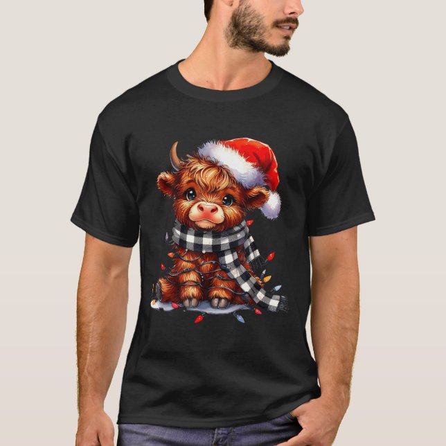 Highland Cow Christmas Santa Hat Mooey Xmas Heifer T-Shirt (Front)