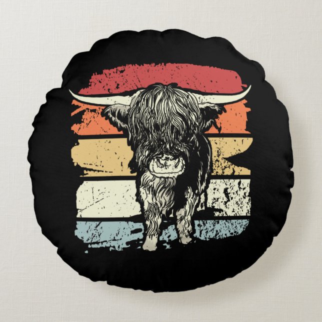 Highland Cow Highland Cows Retro Round Cushion (Front)