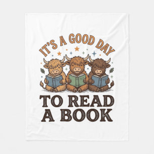 Highland Cow Reading Book Lover Vintage Shirt Desi Fleece Blanket