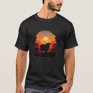 Highland Cow Scottish Cattle Sunset T-Shirt