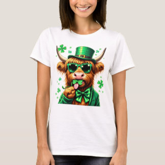 Highland Cow St Patrick's Day, Retro Patricks Day T-Shirt