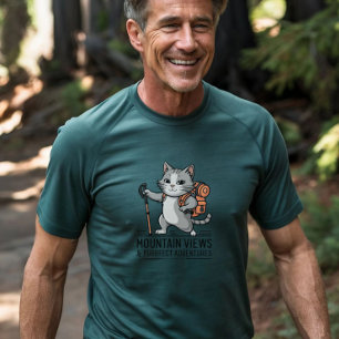 Hiking Adventure Cat   T-Shirt