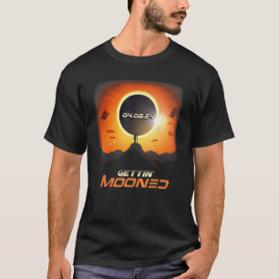 Hiking Outdoors Total Solar Eclipse Getting Mooned T-Shirt