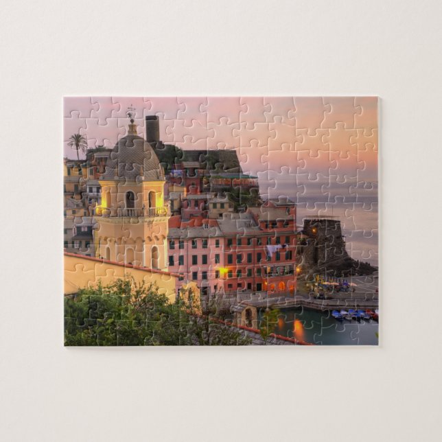 Hillside town of Vernazza in the evening, Cinque Jigsaw Puzzle (Horizontal)