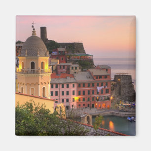 Hillside town of Vernazza in the evening, Cinque Magnet