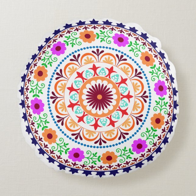 Hippie bohemian floral design round pillow-white cushion (Front)