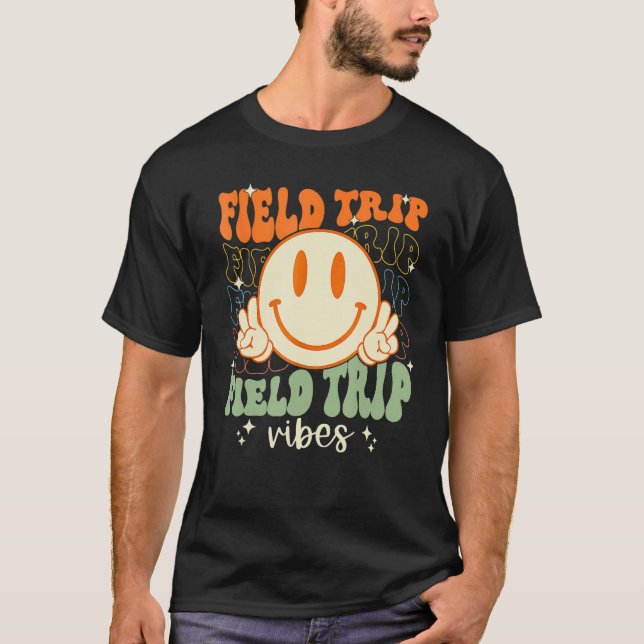 Hippie Face Field Trip Vibes Retro Groovy Field Da T-Shirt (Front)