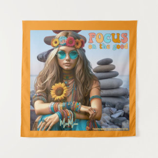 HIPPIE FOCUS ON THE GOOD POSTER TAPESTRY