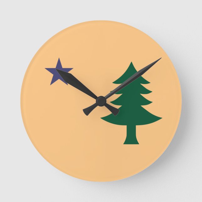 Historic Flag of Maine (1901–1909) Round Clock (Front)
