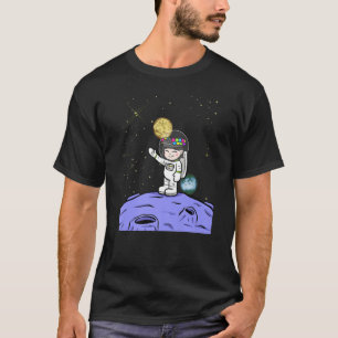 Hmong Miao Hmoob Girl Woman Princess Strong Univer T-Shirt