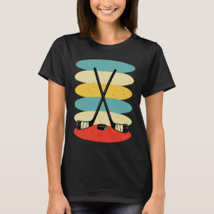 Hockey Funny Hockey Frisbee Lover Retro Vintage 70 T-Shirt