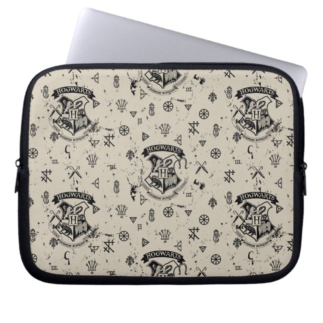 HOGWARTS™ Beige Pattern Laptop Sleeve (Front)