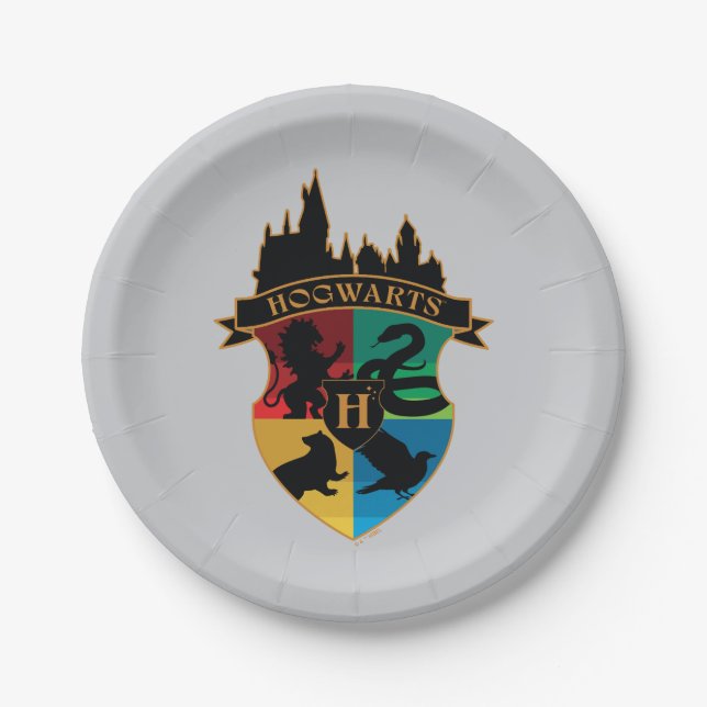 HOGWARTS™ Castle Crest House Pride Badge Paper Plate (Front)