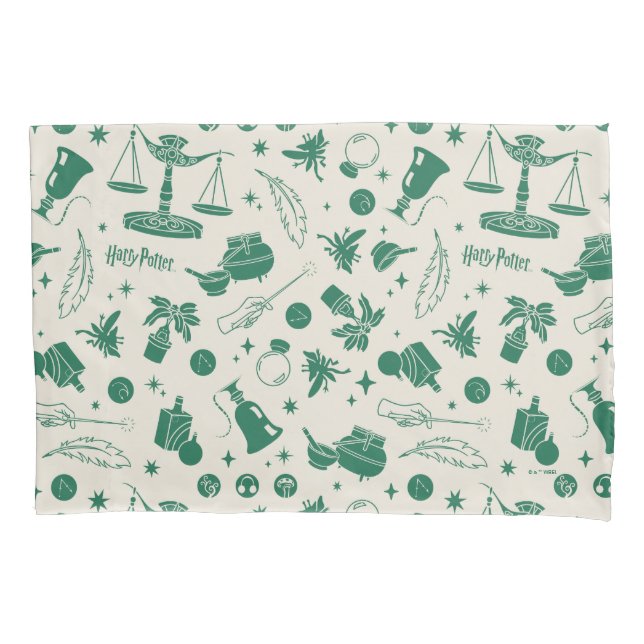 HOGWARTS™ Class Club Pattern Pillowcase (Front)