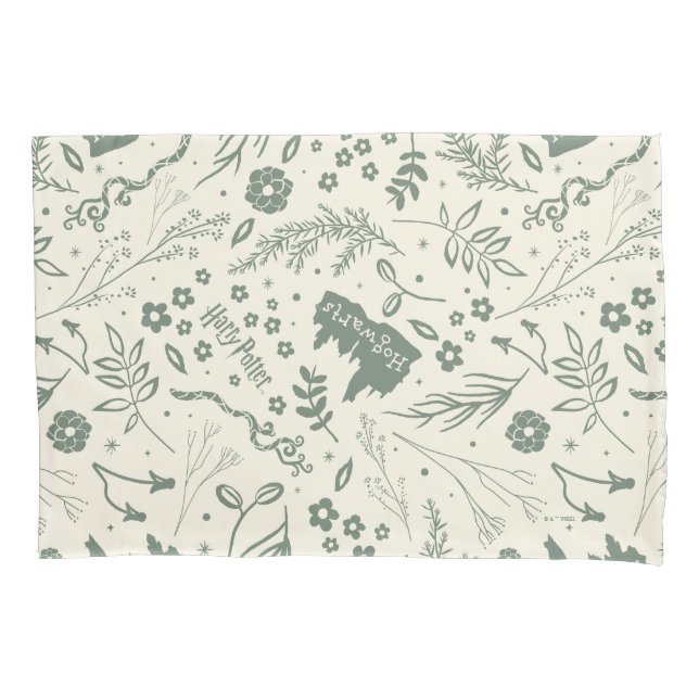HOGWARTS™ Herbology Magic Pattern Pillowcase (Front)