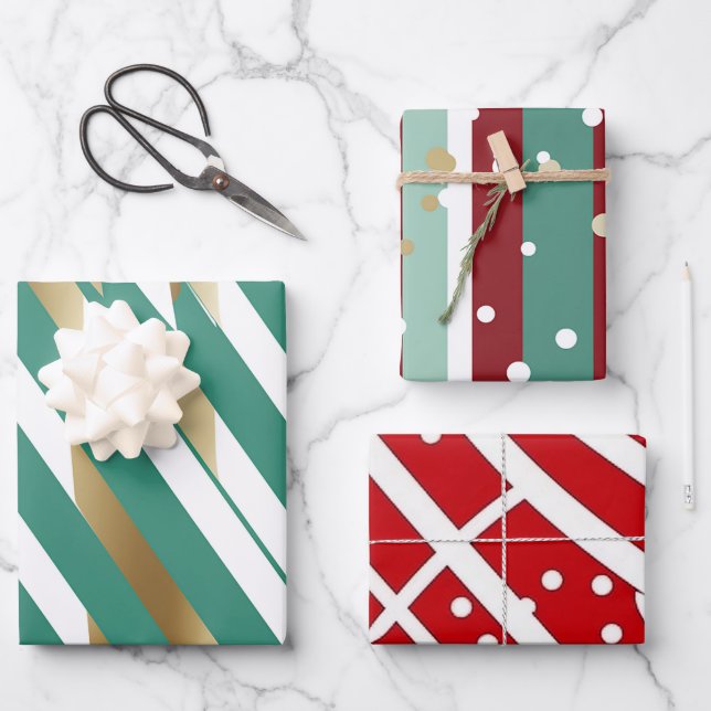 Holiday plaid red and green wrapping paper sheet (Front)