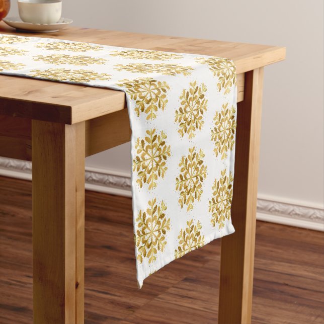 Holiday Snowflakes Short Table Runner (In Situ)