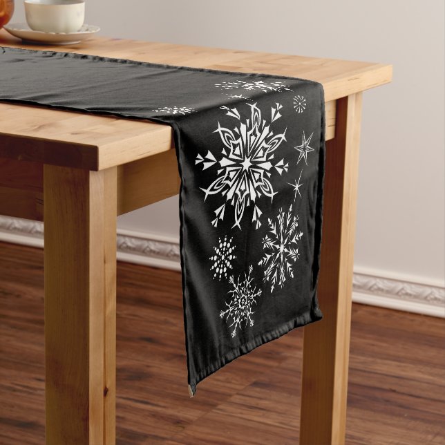 Holiday Snowflakes Table Runner (In Situ)