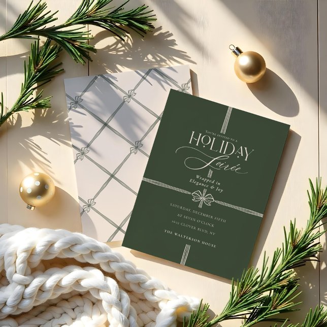 Holiday Soirée Elegant Christmas Bow Present Invitation (Holiday Soirée Elegant Christmas Bow Present Invitation)