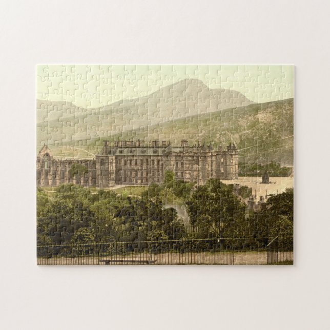 Holyrood Palace, Edinburgh, Scotland Jigsaw Puzzle (Horizontal)