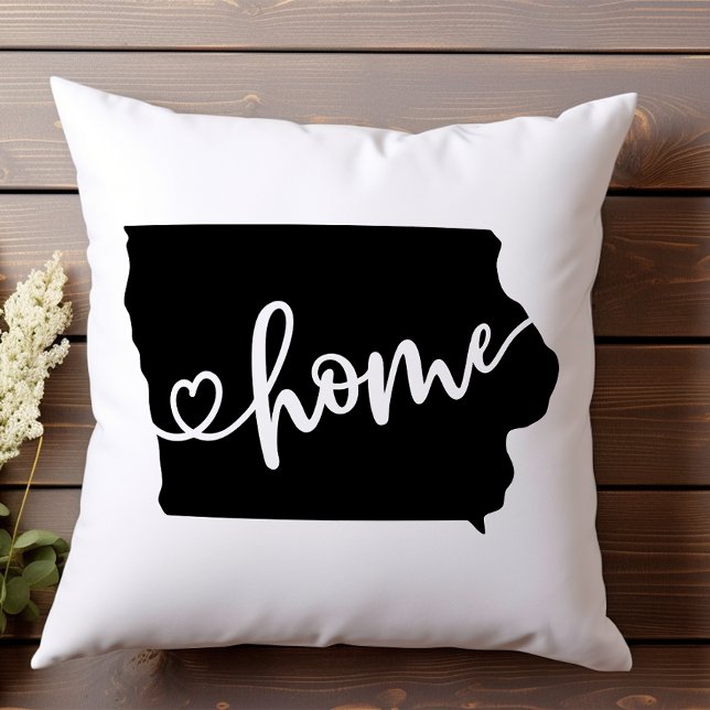 Home State Outline Heart Iowa  Cushion (Creator Uploaded)