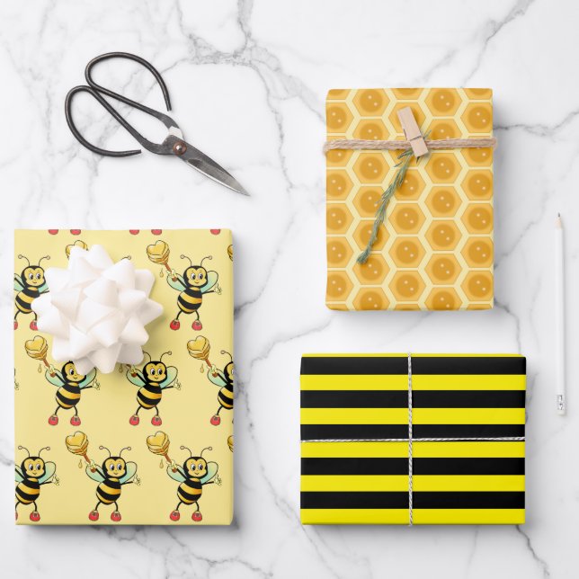 Honey bees with heart & honeycomb pattern wrapping wrapping paper sheet (Front)