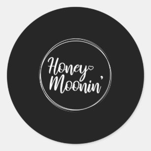 Honeymoon Couple Wedding Honeymoonin Brides Groom  Classic Round Sticker