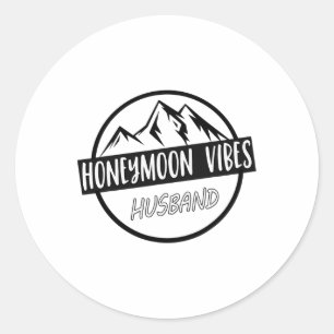 Honeymoon Vibes Husnd Newlyweds Married Couple Vac Classic Round Sticker