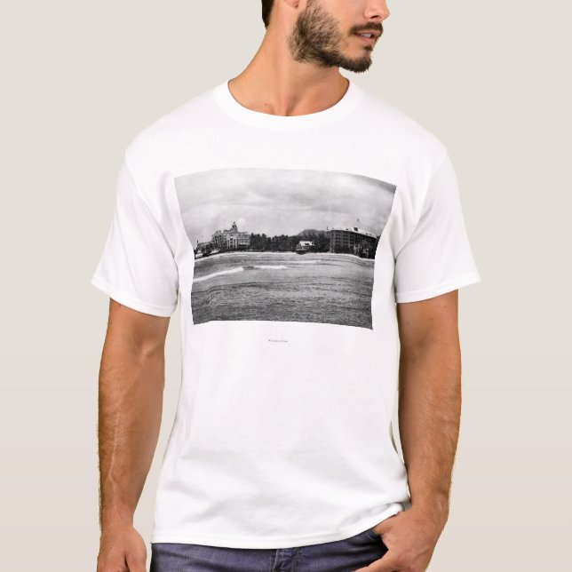 Honolulu, HA - View of Moana & Royal Hawaiian T-Shirt (Front)