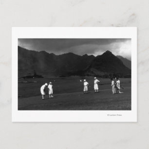 Honolulu, Hawaii - Golfers Playing at Country Postcard