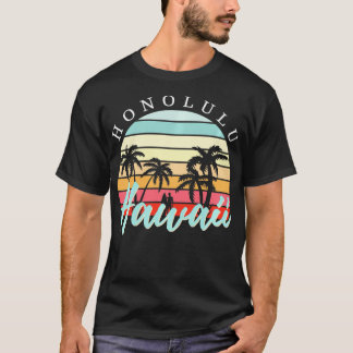 Honolulu Hawaii Sunset Surfing Retro Vintage  T-Shirt