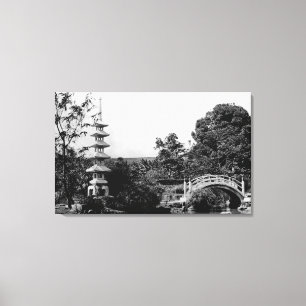 Honolulu, Hawaii - View of Moanolua Gardens Canvas Print