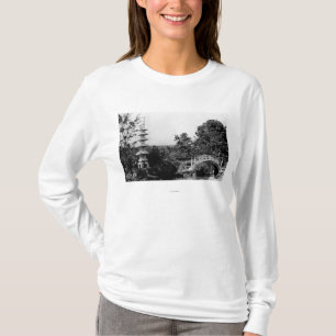 Honolulu, Hawaii - View of Moanolua Gardens T-Shirt