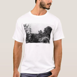 Honolulu, Hawaii - View of Moanolua Gardens T-Shirt