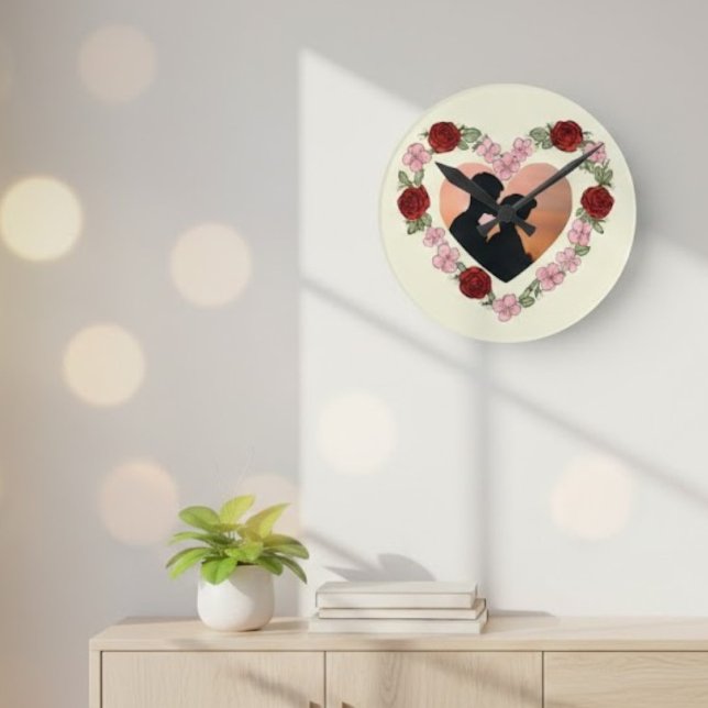 Horloge Ronde Photo Personnalisée – Cœur Floral Round Clock (Creator Uploaded)