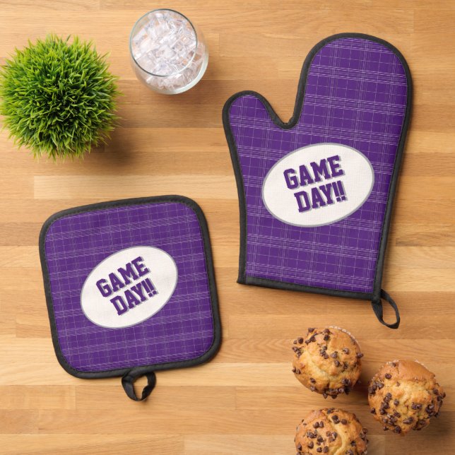 Horned Frog Purple Plaid Pattern Game Day Oven Mitt & Pot Holder Set (Top Down)
