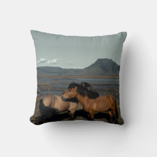 HORSE COUPLE CUSHION