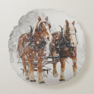 Horse Drawn Sleigh Christmas Scene Round Cushion