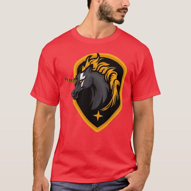 Horse horse rider horse designs funny T-Shirt (Front)