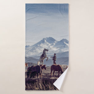 HORSES IN BROWN OPEN FIELD VIEWING MOUNTAIN AT DAY BATH TOWEL