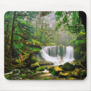 Horseshoe Falls Surrounded by Rainforest Mouse Mat